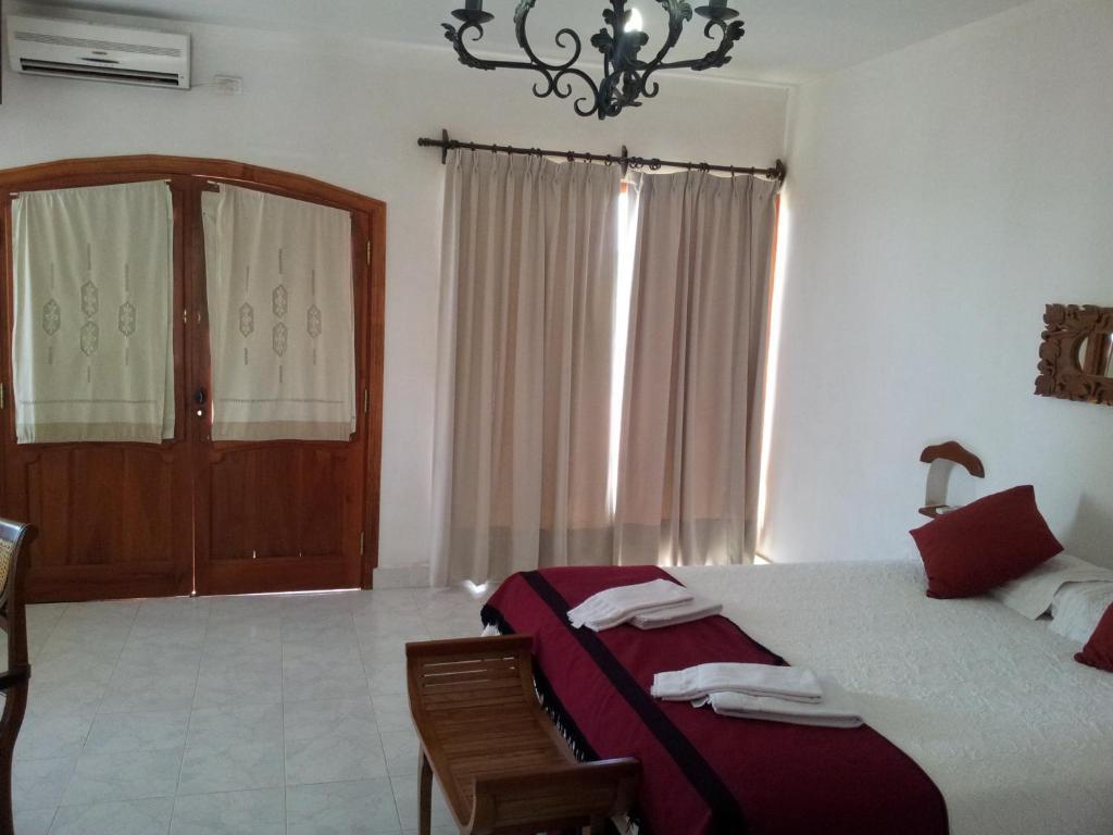 Hotel Portal Del Santo كفايات المظهر الخارجي الصورة